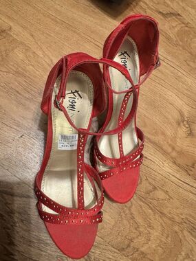 Fioni Night Red Stiletto Heels Size 9 With Rhimestones